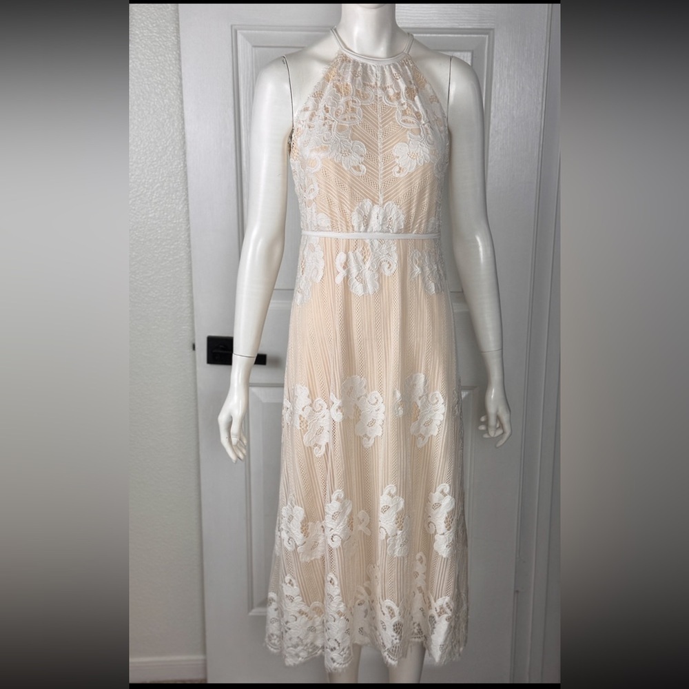 Chelsea & Violet Feminine Sexy Cream Lace Maxi Dress Size XS   D3
